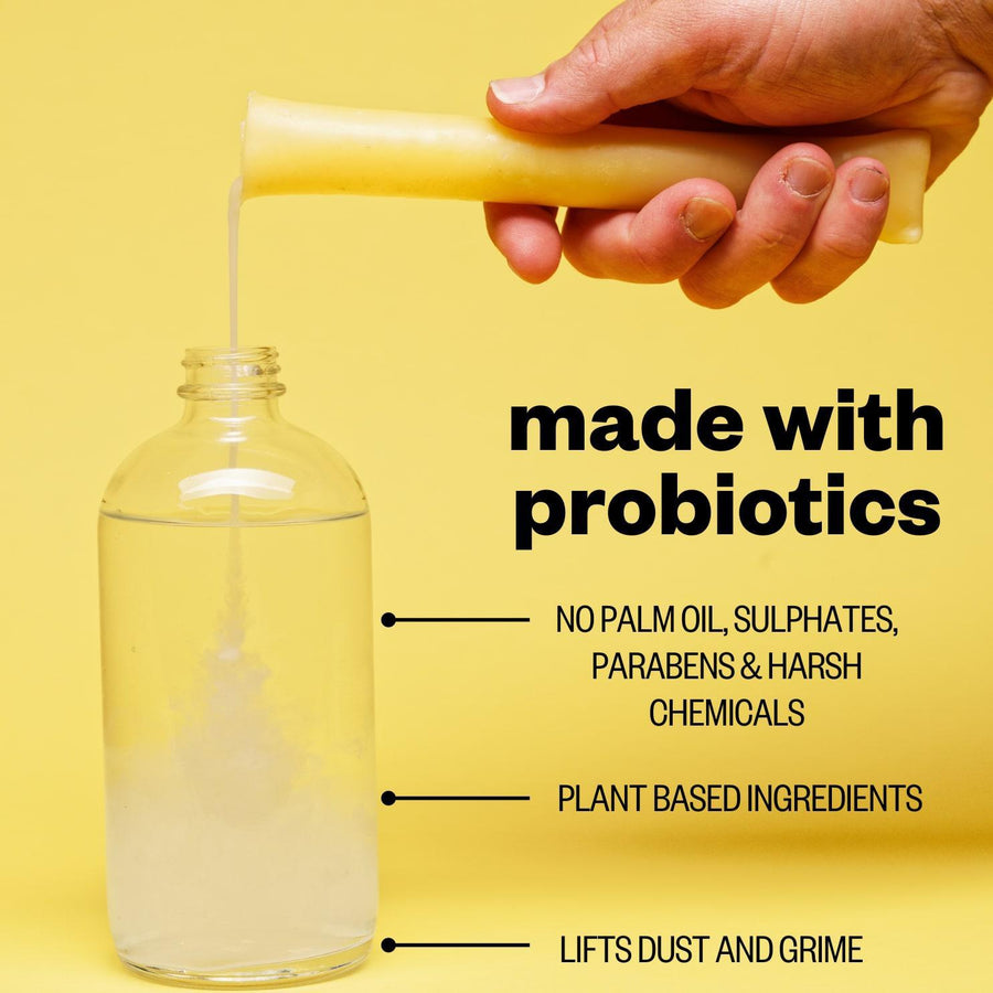 Infographic for etee probiotic floor cleaner concentrate with text "No palm oil, sulphates, parabens and harsh chemicals, plant based ingredients, and lifts dust and grime"